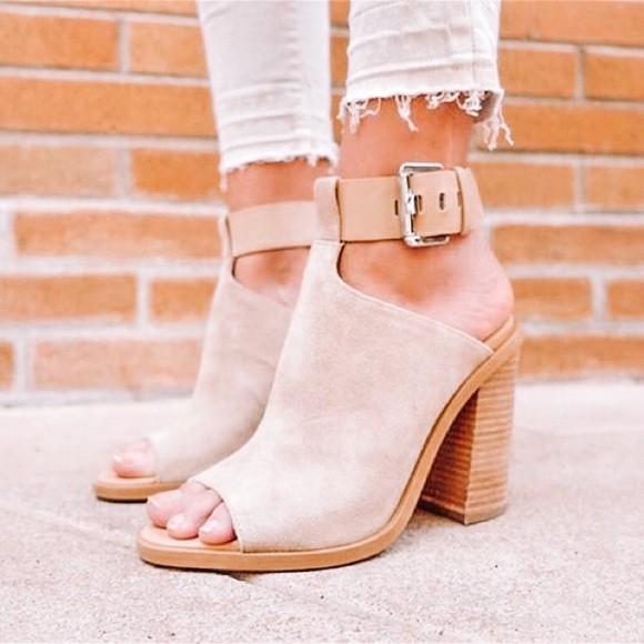 Marc Jacobs Shoes - Marc Jacobs Beige Suede Open-Toe Block Heel Sandals